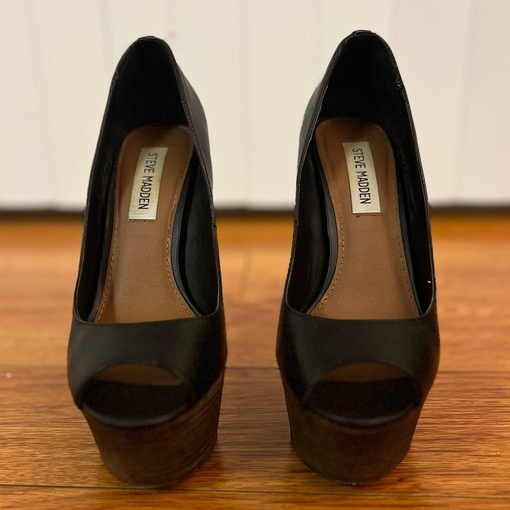 Steve Madden Black Platform Heels
